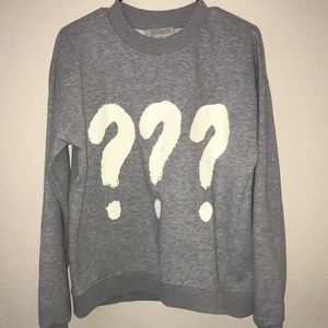 Cute grey crewneck with 3 question marks!